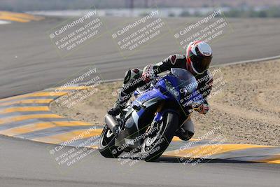 media/Nov-05-2022-SoCal Trackdays (Sat) [[f8d9b725ab]]/Turns 9 and 8 (1050am/